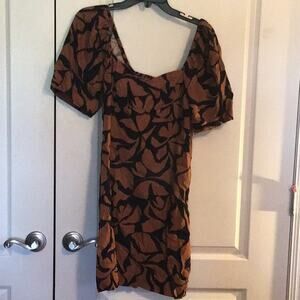 Size small shift dress NWOT never wore